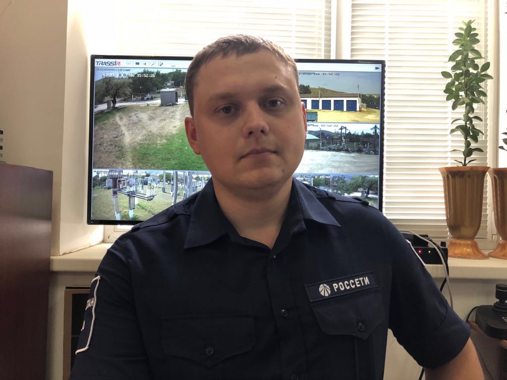 Инженер управления распредсетей Кировэнерго Павел Коротков.jpg Инженер управления распредсетей Кировэнерго Павел Коротков.jpg