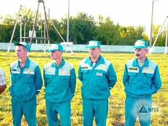 Команда <b>Касторенского района электрических сетей</b>, (филиал Восточные электрические сети «Курскэнерго»), команда <b>Бесединского района электрических сетей</b> (филиал ЦЭС), команда <b>Рыльских электрических сетей</b>(филиал ЗЭС).