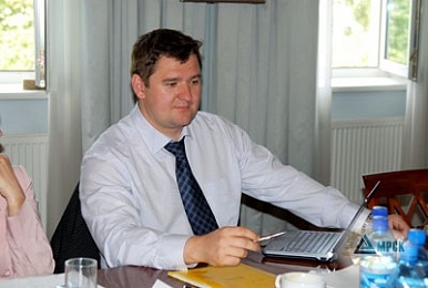 <b>Е.А. Бронников</b> - Директор по экономике и финансам ОАО «МРСК ЦиСК»